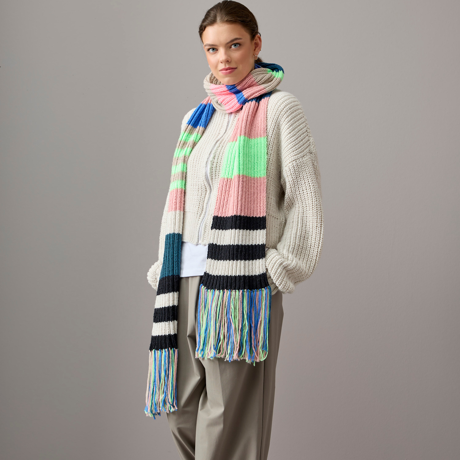 Essentials Vegan Cashmere Neon aran