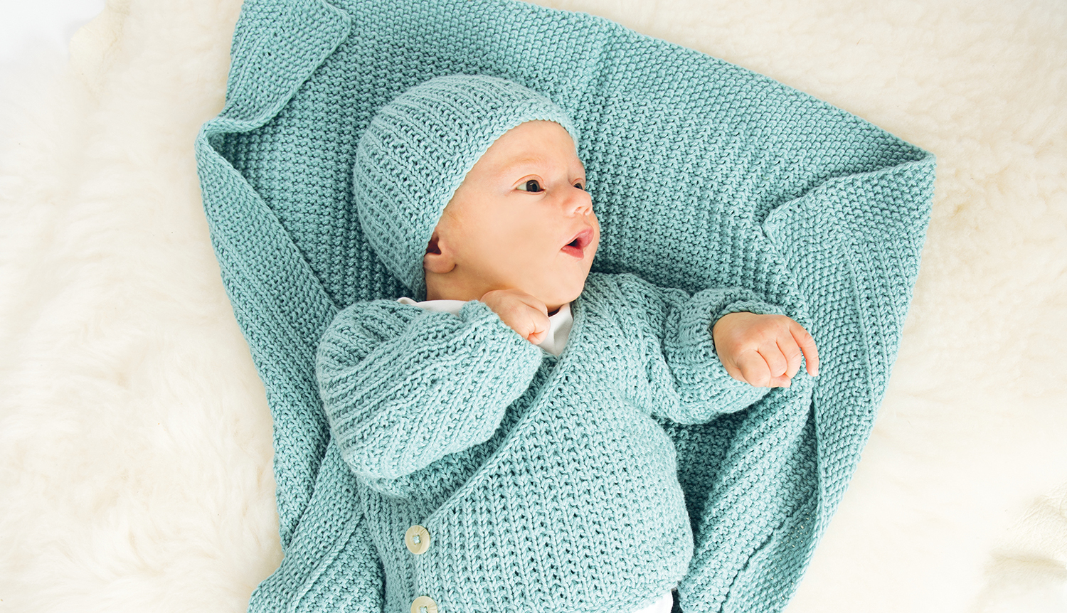 Strickanleitung Baby-Jacke mit Knöpfen